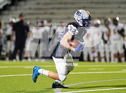 Thumbnail 2 in Ferris vs. Sunnyvale (4A-2 Region II Bi District) photogallery.