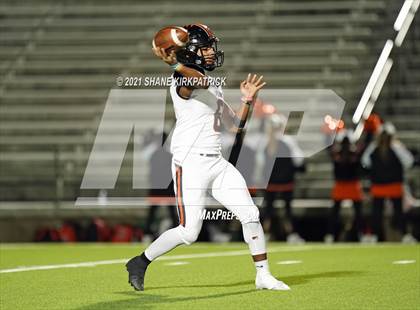 Thumbnail 1 in Ferris vs. Sunnyvale (4A-2 Region II Bi District) photogallery.
