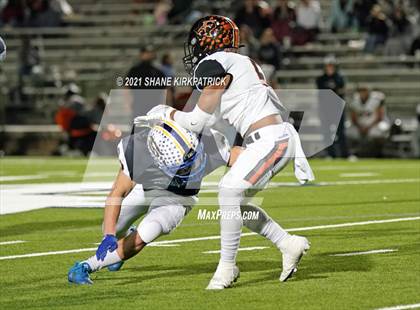 Thumbnail 2 in Ferris vs. Sunnyvale (4A-2 Region II Bi District) photogallery.