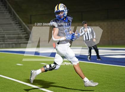 Thumbnail 2 in Ferris vs. Sunnyvale (4A-2 Region II Bi District) photogallery.
