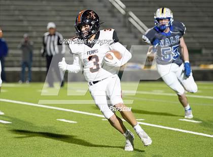 Thumbnail 3 in Ferris vs. Sunnyvale (4A-2 Region II Bi District) photogallery.