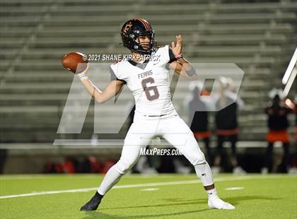 Thumbnail 3 in Ferris vs. Sunnyvale (4A-2 Region II Bi District) photogallery.
