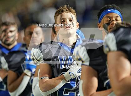 Thumbnail 3 in Ferris vs. Sunnyvale (4A-2 Region II Bi District) photogallery.