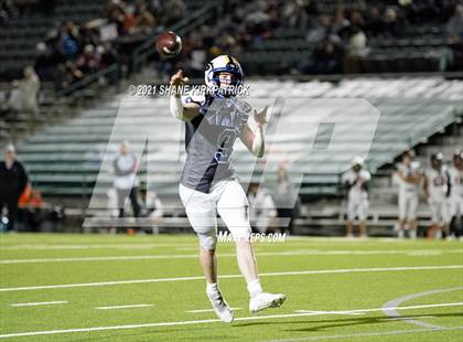 Thumbnail 3 in Ferris vs. Sunnyvale (4A-2 Region II Bi District) photogallery.
