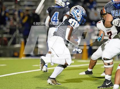 Thumbnail 3 in Ferris vs. Sunnyvale (4A-2 Region II Bi District) photogallery.