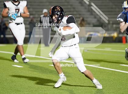 Thumbnail 2 in Ferris vs. Sunnyvale (4A-2 Region II Bi District) photogallery.
