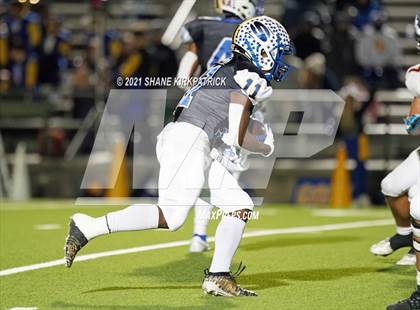 Thumbnail 2 in Ferris vs. Sunnyvale (4A-2 Region II Bi District) photogallery.