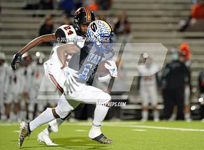 Thumbnail 2 in Ferris vs. Sunnyvale (4A-2 Region II Bi District) photogallery.