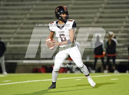 Thumbnail 3 in Ferris vs. Sunnyvale (4A-2 Region II Bi District) photogallery.