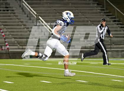 Thumbnail 3 in Ferris vs. Sunnyvale (4A-2 Region II Bi District) photogallery.