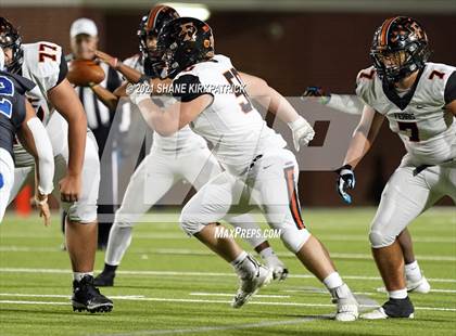 Thumbnail 3 in Ferris vs. Sunnyvale (4A-2 Region II Bi District) photogallery.