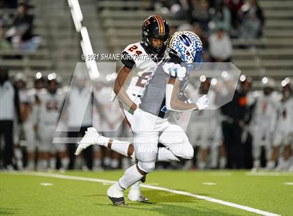 Thumbnail 3 in Ferris vs. Sunnyvale (4A-2 Region II Bi District) photogallery.