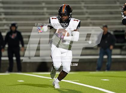 Thumbnail 1 in Ferris vs. Sunnyvale (4A-2 Region II Bi District) photogallery.