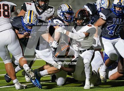 Thumbnail 1 in Ferris vs. Sunnyvale (4A-2 Region II Bi District) photogallery.
