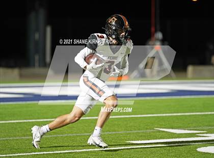 Thumbnail 2 in Ferris vs. Sunnyvale (4A-2 Region II Bi District) photogallery.