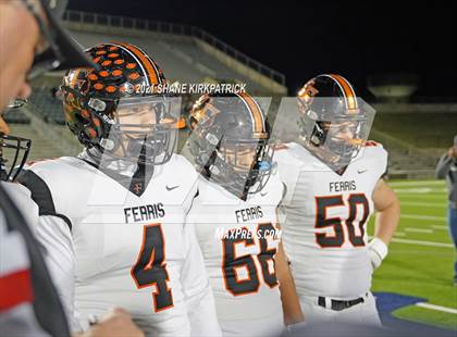 Thumbnail 2 in Ferris vs. Sunnyvale (4A-2 Region II Bi District) photogallery.