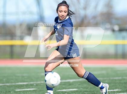 Thumbnail 3 in Everett Alvarez vs. Soledad (CIF CCS D4 Finals) photogallery.