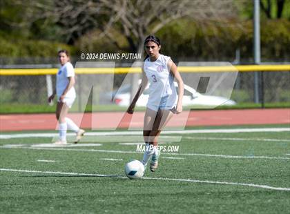 Thumbnail 3 in Everett Alvarez vs. Soledad (CIF CCS D4 Finals) photogallery.