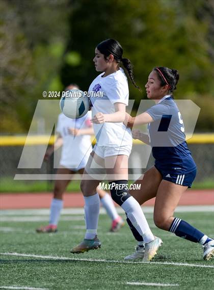 Thumbnail 2 in Everett Alvarez vs. Soledad (CIF CCS D4 Finals) photogallery.