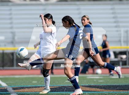 Thumbnail 1 in Everett Alvarez vs. Soledad (CIF CCS D4 Finals) photogallery.