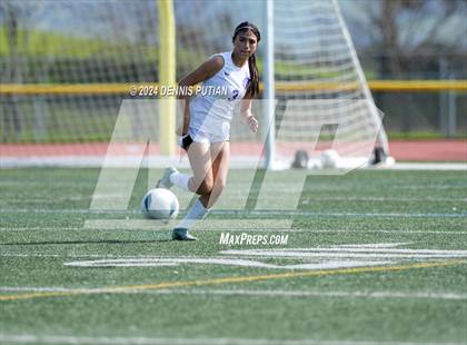 Thumbnail 3 in Everett Alvarez vs. Soledad (CIF CCS D4 Finals) photogallery.