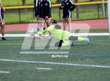 Thumbnail 3 in Everett Alvarez vs. Soledad (CIF CCS D4 Finals) photogallery.
