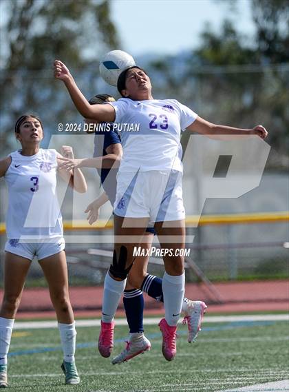 Thumbnail 2 in Everett Alvarez vs. Soledad (CIF CCS D4 Finals) photogallery.