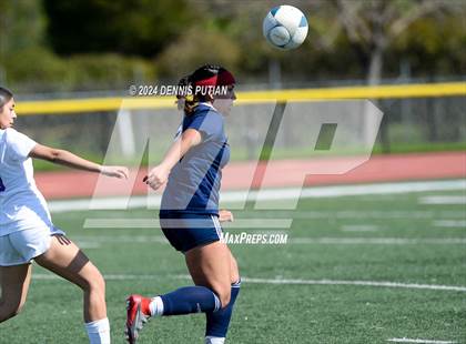 Thumbnail 2 in Everett Alvarez vs. Soledad (CIF CCS D4 Finals) photogallery.