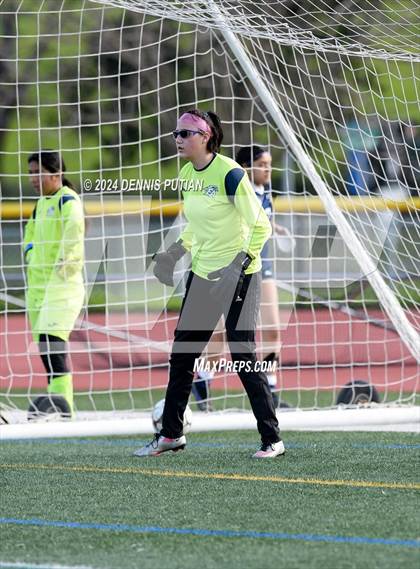 Thumbnail 1 in Everett Alvarez vs. Soledad (CIF CCS D4 Finals) photogallery.