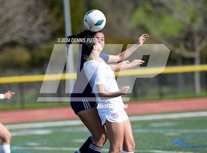 Thumbnail 3 in Everett Alvarez vs. Soledad (CIF CCS D4 Finals) photogallery.