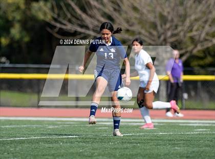 Thumbnail 1 in Everett Alvarez vs. Soledad (CIF CCS D4 Finals) photogallery.
