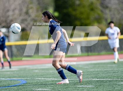 Thumbnail 3 in Everett Alvarez vs. Soledad (CIF CCS D4 Finals) photogallery.