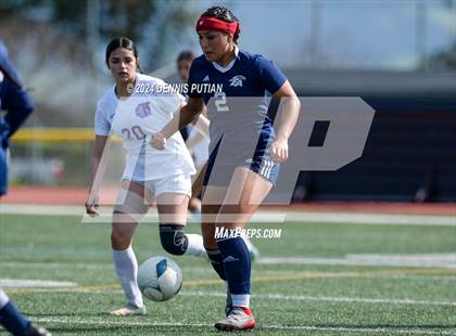 Thumbnail 1 in Everett Alvarez vs. Soledad (CIF CCS D4 Finals) photogallery.