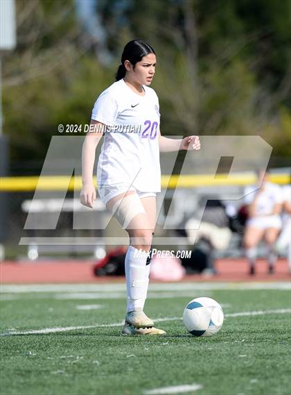 Thumbnail 1 in Everett Alvarez vs. Soledad (CIF CCS D4 Finals) photogallery.