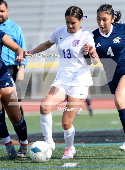 Thumbnail 1 in Everett Alvarez vs. Soledad (CIF CCS D4 Finals) photogallery.