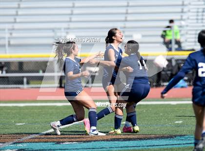 Thumbnail 1 in Everett Alvarez vs. Soledad (CIF CCS D4 Finals) photogallery.