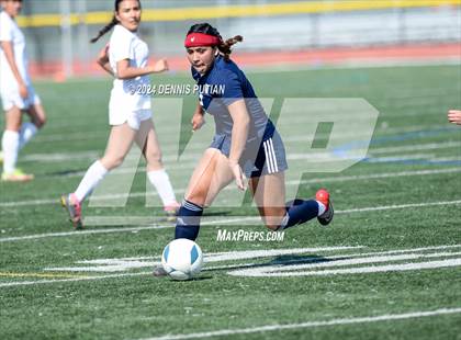 Thumbnail 2 in Everett Alvarez vs. Soledad (CIF CCS D4 Finals) photogallery.