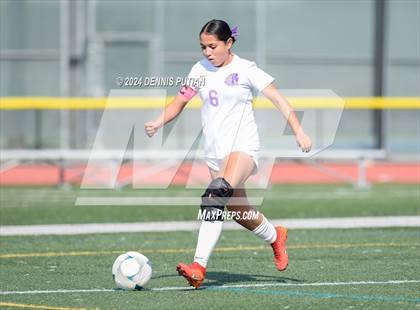 Thumbnail 3 in Everett Alvarez vs. Soledad (CIF CCS D4 Finals) photogallery.