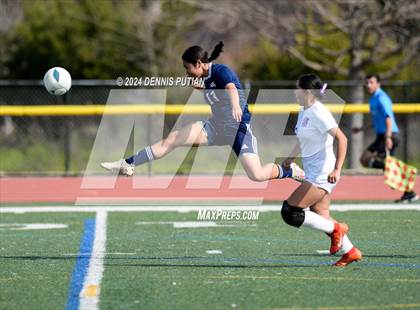 Thumbnail 2 in Everett Alvarez vs. Soledad (CIF CCS D4 Finals) photogallery.