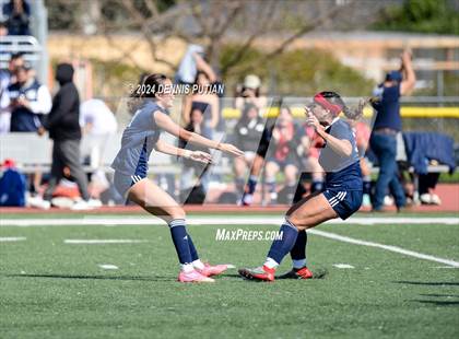 Thumbnail 3 in Everett Alvarez vs. Soledad (CIF CCS D4 Finals) photogallery.