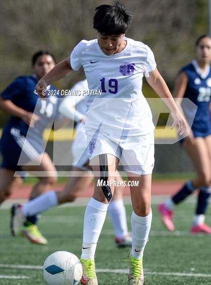 Thumbnail 3 in Everett Alvarez vs. Soledad (CIF CCS D4 Finals) photogallery.