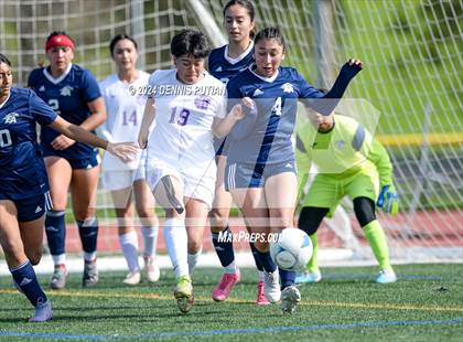 Thumbnail 2 in Everett Alvarez vs. Soledad (CIF CCS D4 Finals) photogallery.