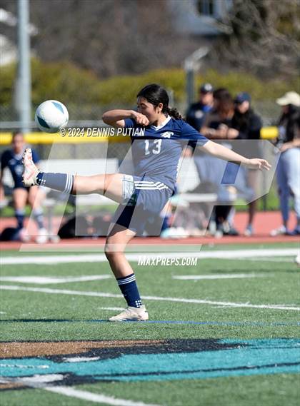 Thumbnail 3 in Everett Alvarez vs. Soledad (CIF CCS D4 Finals) photogallery.