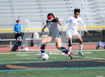 Thumbnail 1 in Everett Alvarez vs. Soledad (CIF CCS D4 Finals) photogallery.