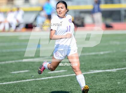 Thumbnail 1 in Everett Alvarez vs. Soledad (CIF CCS D4 Finals) photogallery.