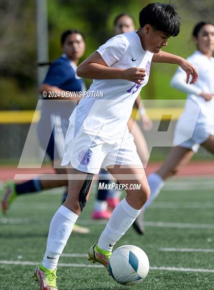 Thumbnail 1 in Everett Alvarez vs. Soledad (CIF CCS D4 Finals) photogallery.