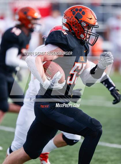 Thumbnail 3 in Montrose vs Erie (CHSAA 4A Semifinal) photogallery.