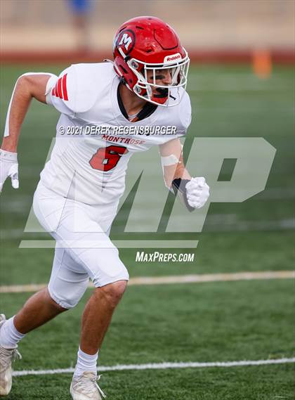 Thumbnail 3 in Montrose vs Erie (CHSAA 4A Semifinal) photogallery.