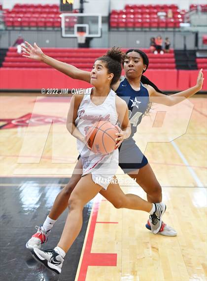 Thumbnail 3 in Lone Star @ Coppell photogallery.