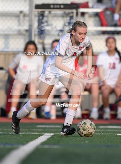 Thumbnail 2 in Lee vs Madison photogallery.